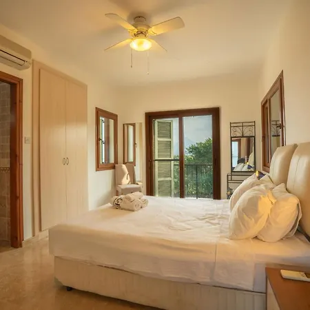 Villa Beautiful With Stunning Sea View Orga